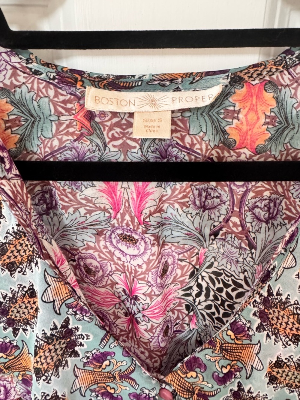 Boston Proper Blouse - Picture 2 of 9